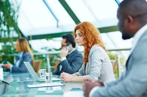 Comment trouver une croisière qui offre des conférences sur l'impact des changements climatiques sur les écosystèmes marins?